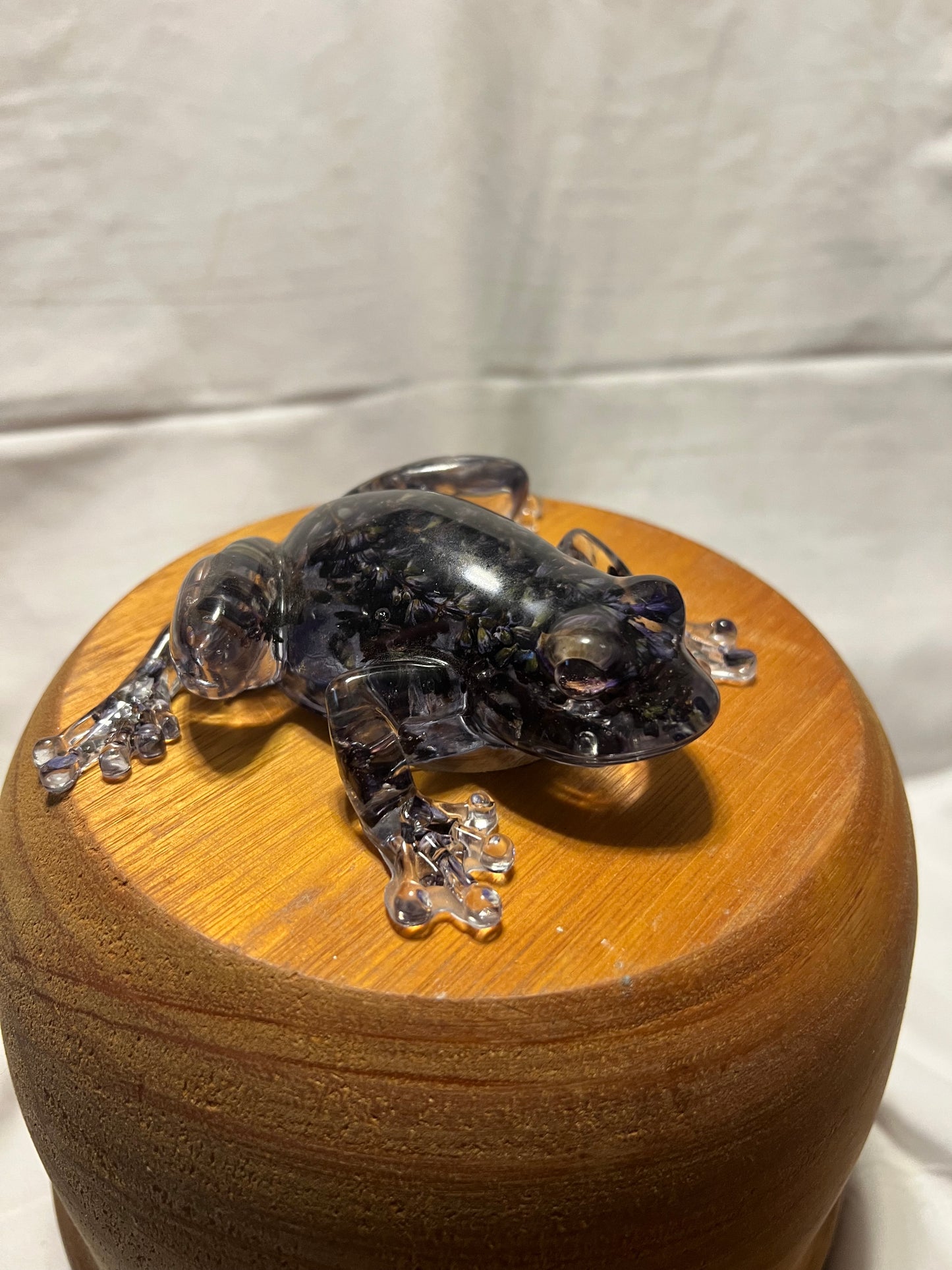 Lavender Resin Frog – Botanical Frog Figurine – Handmade Woodland Decor