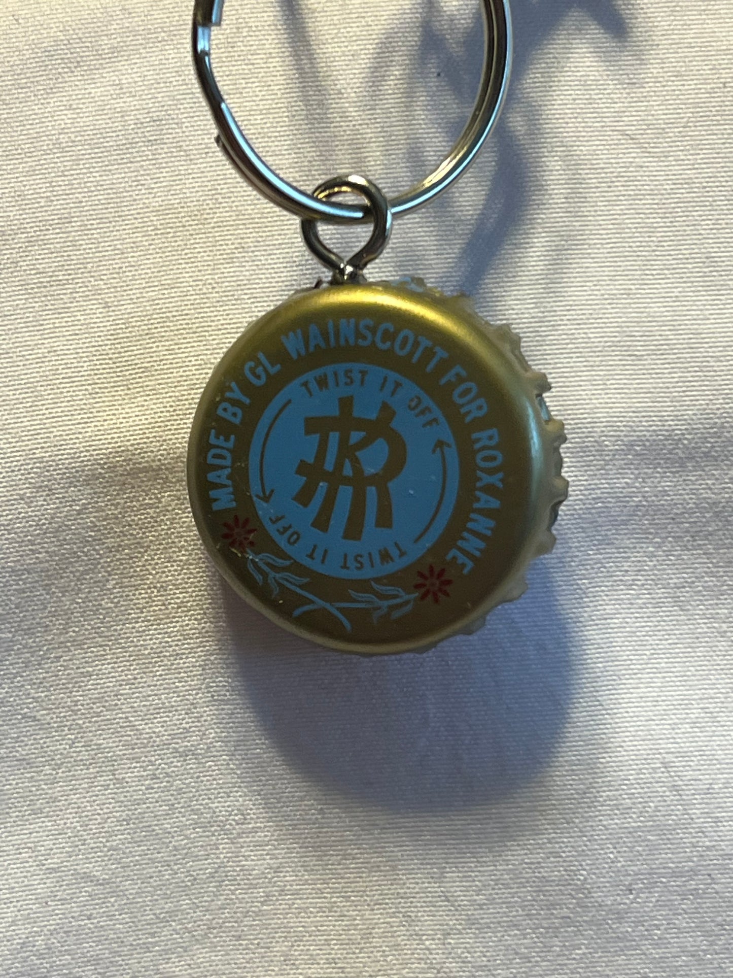 Lucky Four Leaf Clover Keychain | Roxa Cola Bottle Cap Charm | Handmade Resin Good Luck Charm | Nature-Inspired Gift